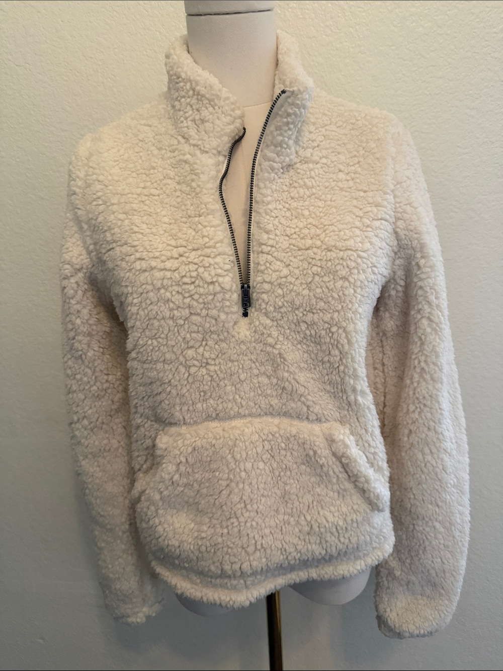 Hollister Cream Sherpa Teddy Jacket